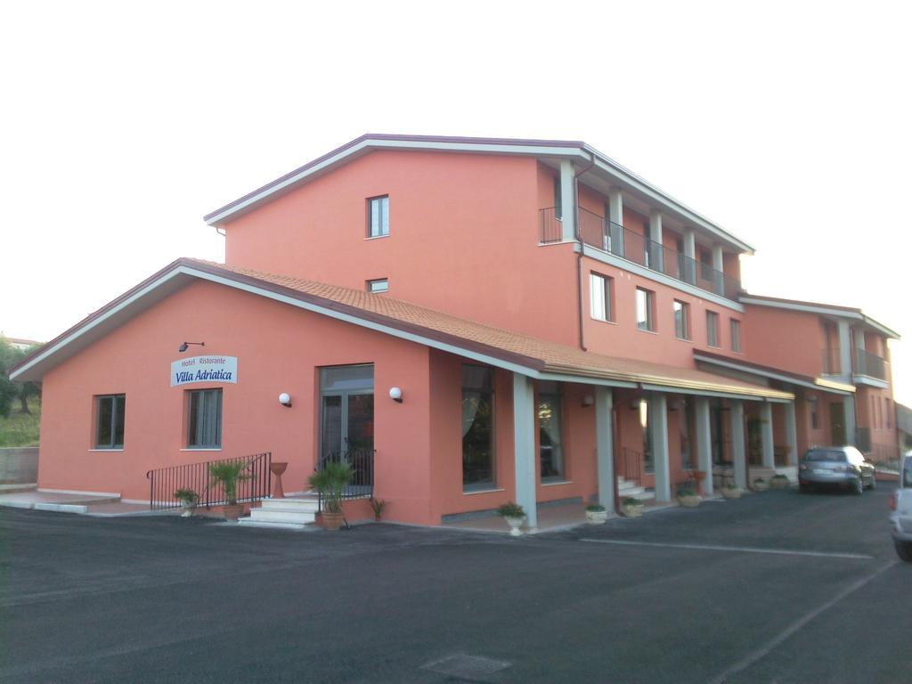 Hotel Villa Adriatica Portocannone Exterior foto